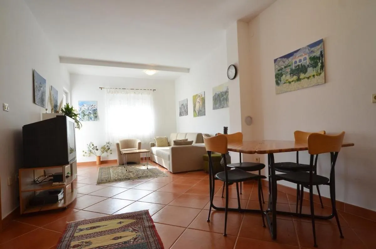 Frane Apartment Rovinj 0*,